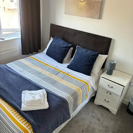 Foxglove Close 民宿 *